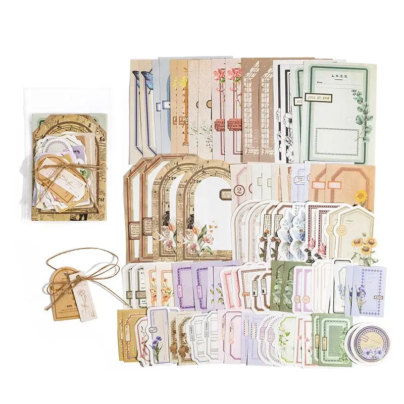 Scrapbooking-Papier Vintage mit Etiketten und Zeitungsdruck – Creme